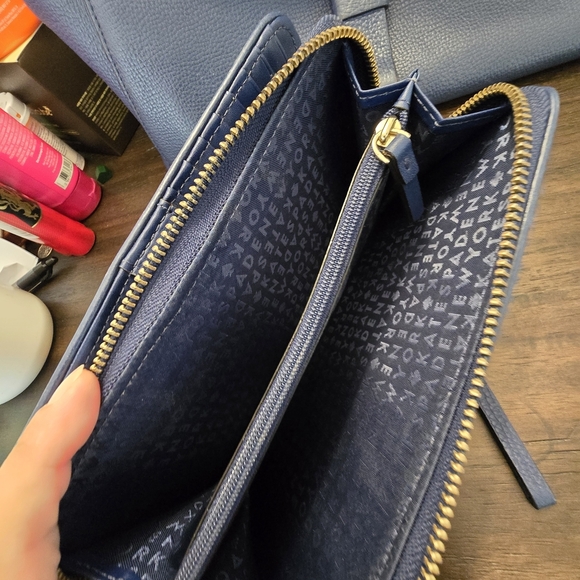 KATE SPADE BLUE PEBBLED LEATHER 'JASPER CLARKE STREET' PURSE &Wallet - Picture 16 of 16